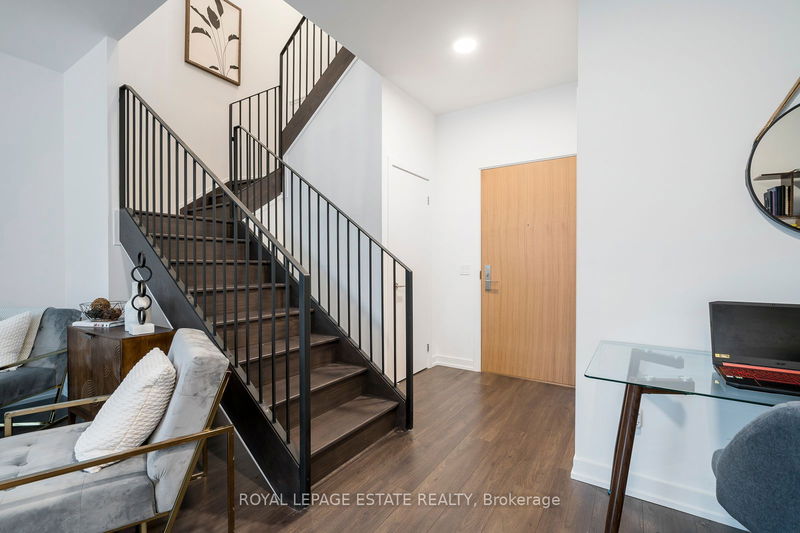 154 Logan Ave  Toronto, M4M 2N3 | Image 17