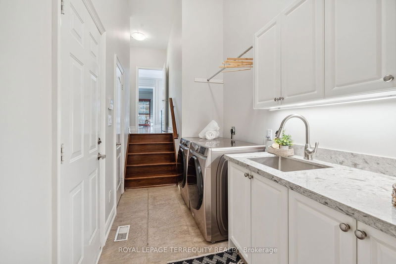 64 Preservation Pl  Whitby, L1P 1X8 | Image 25