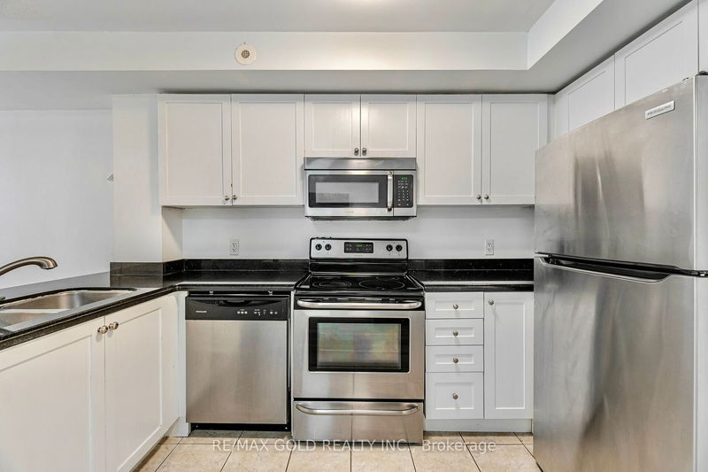  104 - 15 Strangford Lane  Toronto, M1L 0E5 | Image 11