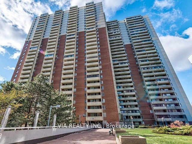  1109 - 1 Massey Sq  Toronto, M4C 5L4 | Image 1