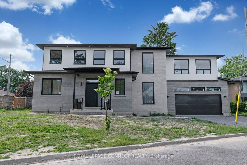home for lease on Lower-624 Park Crescent