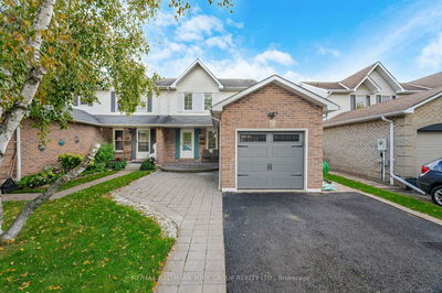 60 Kipling Cres  Ajax, L1S 5A6 | Image 1