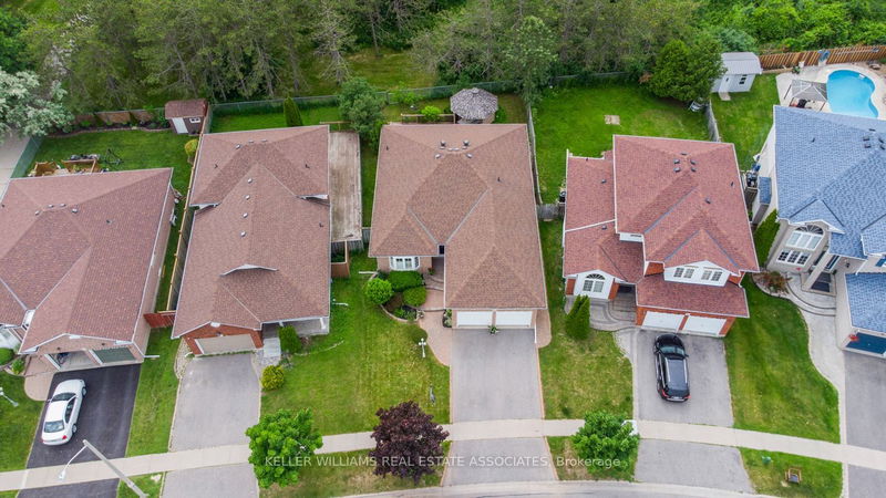 311 Niagara Dr  Oshawa, L1G 8A8 | Image 37