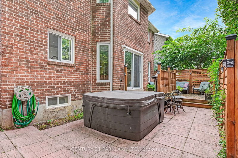 98 Kearney Dr  Ajax, L1T 2V6 | Image 36