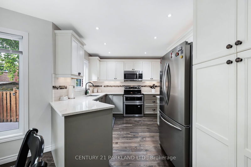 98 Kearney Dr  Ajax, L1T 2V6 | Image 8