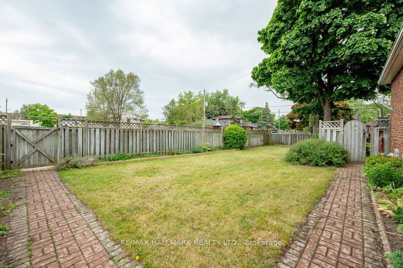 16 Manderley Dr  Toronto, M1N 3E7 | Image 15