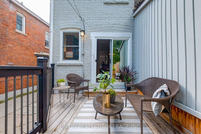 111 Coady Ave  Toronto, M4M 2Y9 | Image 27