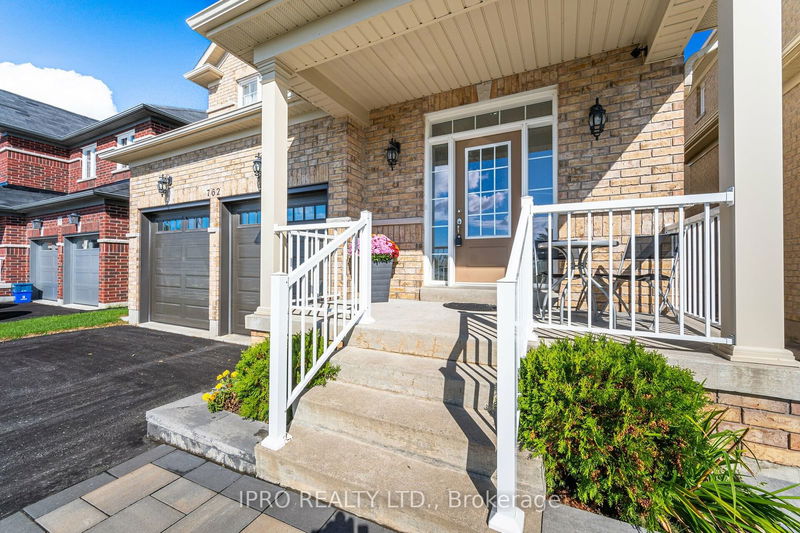 762 Grand Ridge Ave  Oshawa, L1K 0E2 | Image 2