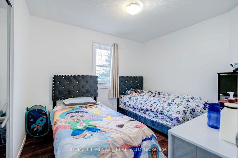 411 Woodmount Dr  Oshawa, L1G 8B3 | Image 21