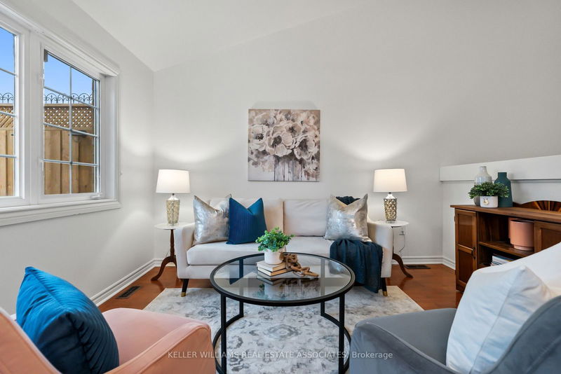 11 Wicker Park Way  Whitby, L1R 0E3 | Image 20