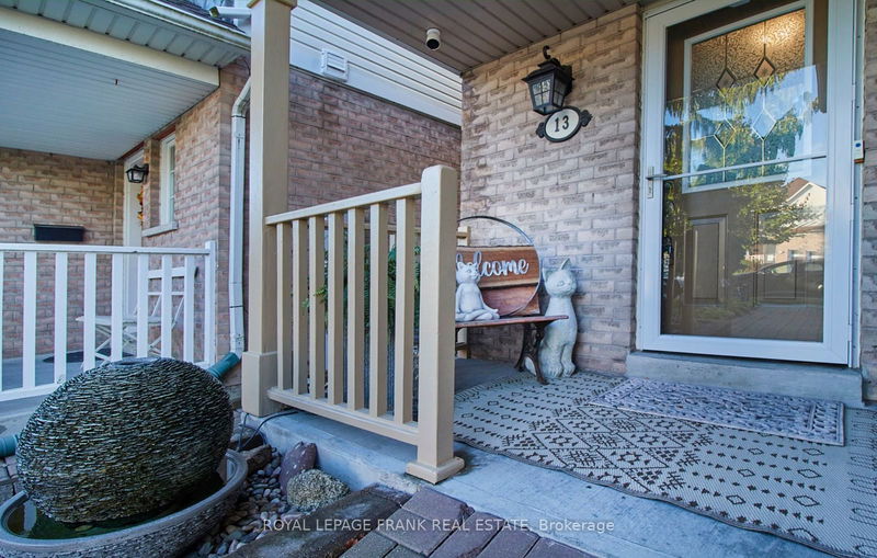 13 Cottingham Cres  Oshawa, L1H 8V3 | Image 2