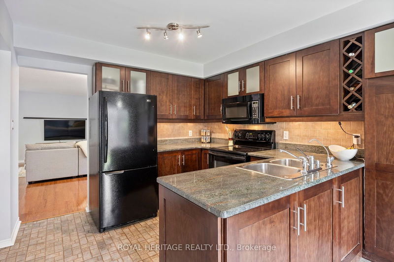 1512 Meldron Dr  Pickering, L1V 6R5 | Image 14