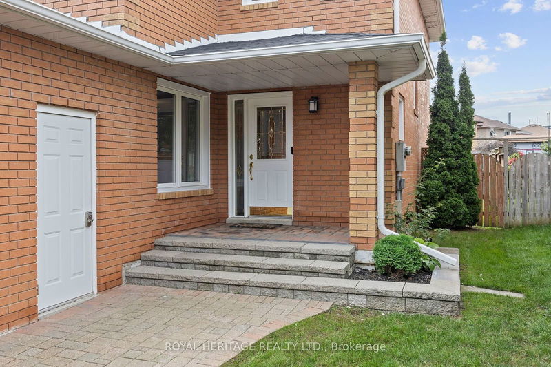 1512 Meldron Dr  Pickering, L1V 6R5 | Image 3