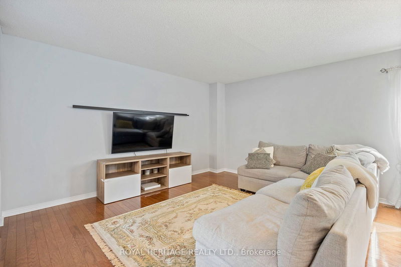 1512 Meldron Dr  Pickering, L1V 6R5 | Image 6