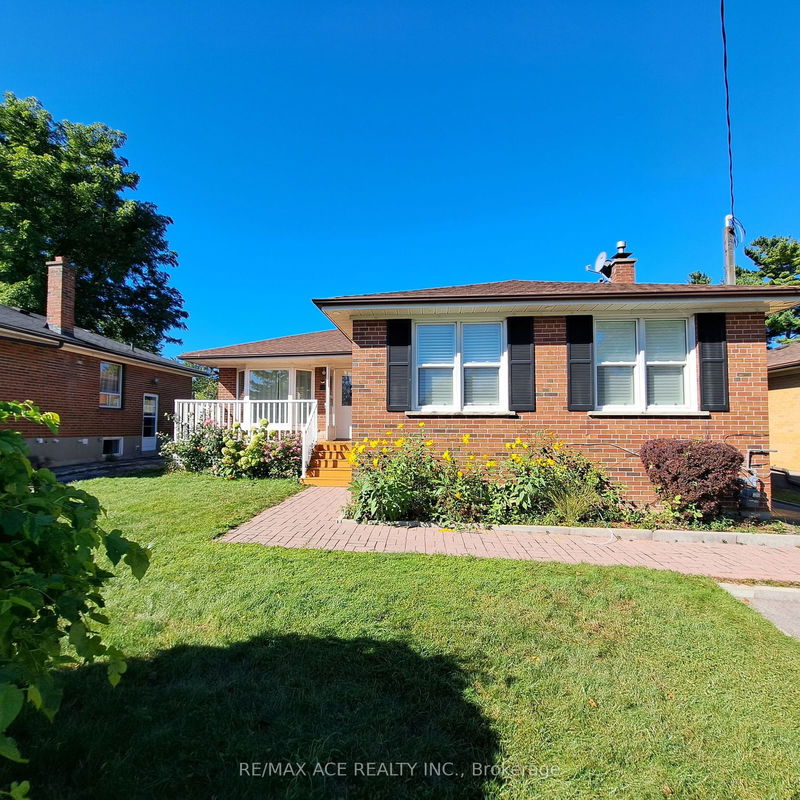 home for lease on Main-40 Ronway Crescent