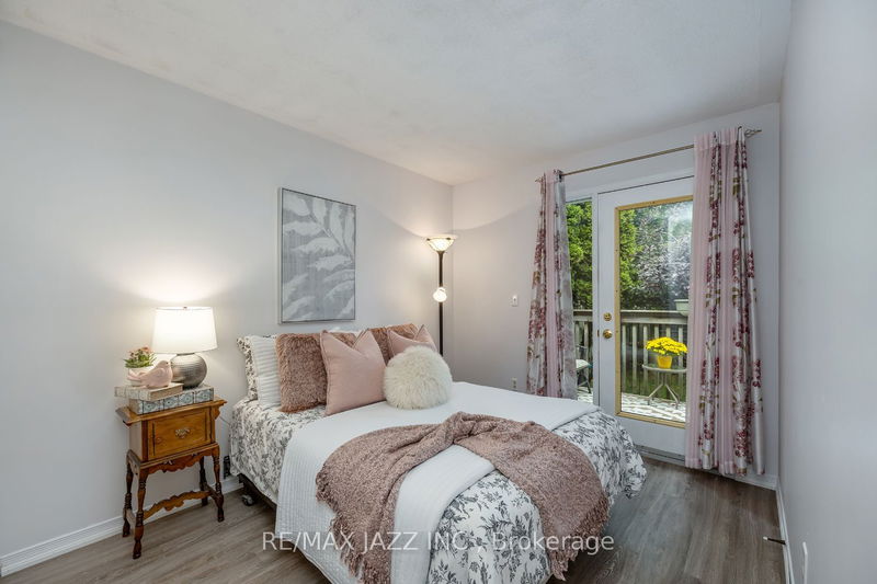 96 Mcfeeters Cres  Clarington, L1C 4Y6 | Image 15