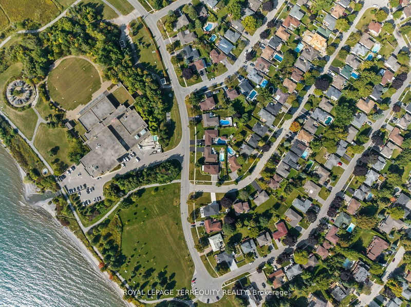 78 Lake Driveway  E Ajax, L1S 1B3 | Image 38