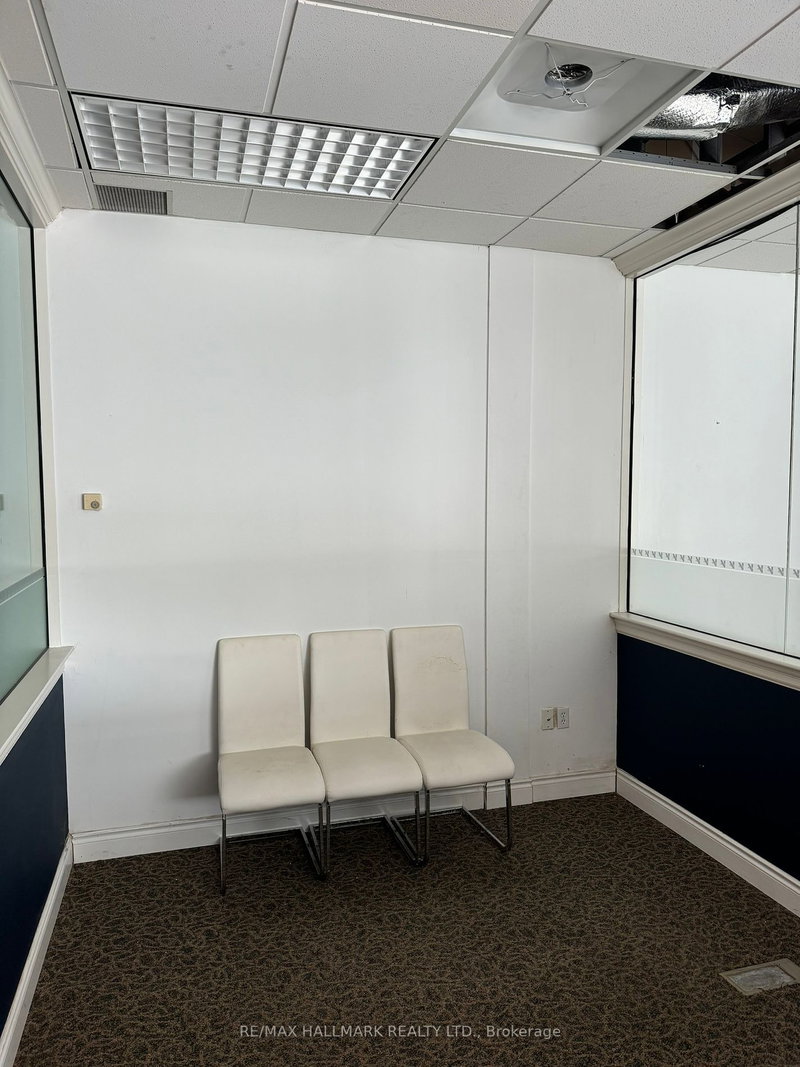 1 - 750 Oklahoma Dr, Pickering, L1W 3G9 | Image 3