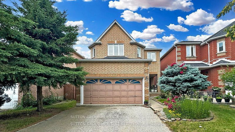 1452 Sandhurst Cres  Pickering, L1V 6Y8 | Image 2