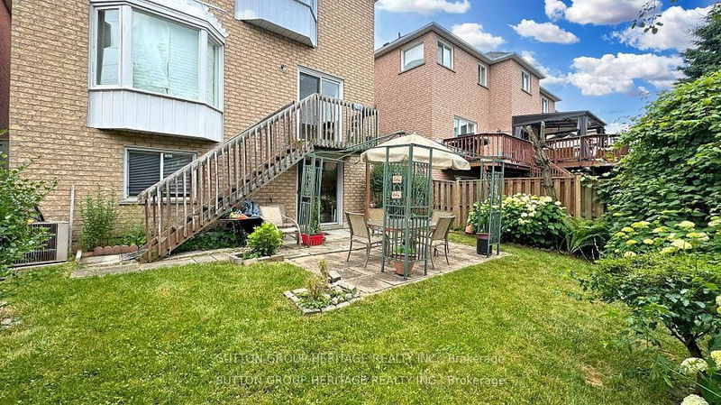 1452 Sandhurst Cres  Pickering, L1V 6Y8 | Image 36