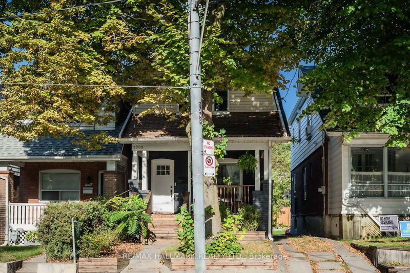 home for lease on Lower-1900 Gerrard Street E