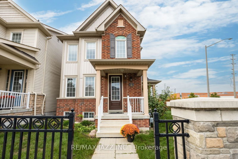 2 Mcbride Ave  Clarington, L1C 0J6 | Image 2