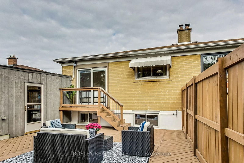 37 Avis Cres  Toronto, M4B 1B8 | Image 25