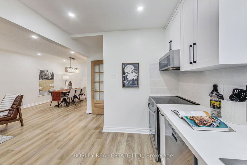 37 Avis Cres  Toronto, M4B 1B8 | Image 9