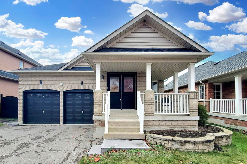 29 Pardon Ave  Whitby, L1P 1V1 | Image 1