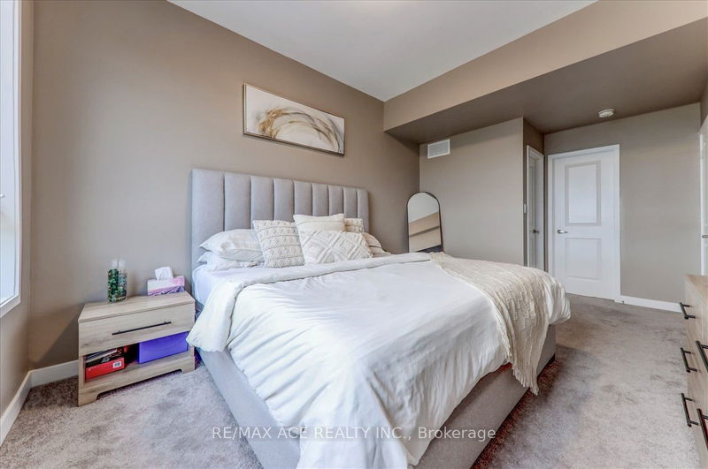  213 - 2550 Castlegate Crossing   Pickering, L1X 0H6 | Image 21