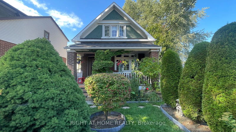 278 Gledhill Ave  Toronto, M4C 4L1 | Image 1