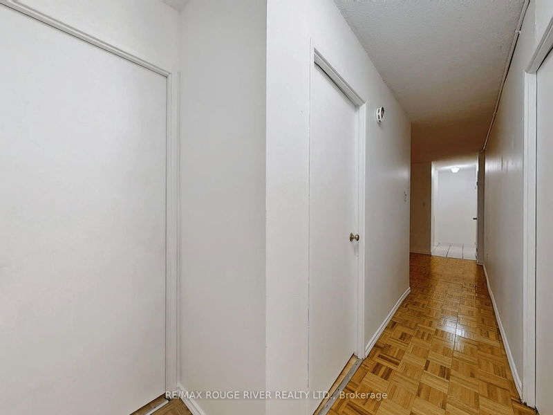  1110 - 1950 Kennedy Rd  Toronto, M1P 4S9 | Image 11