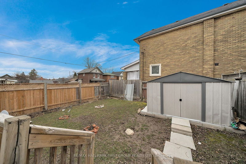 241 Eulalie Ave S Oshawa, L1H 2B3 | Image 27