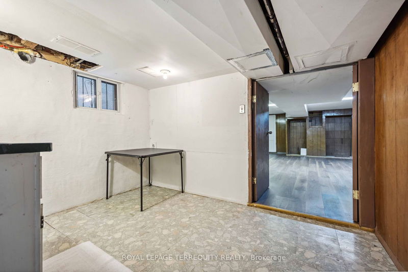 19 Curzon St  Toronto, M4M 3B3 | Image 24