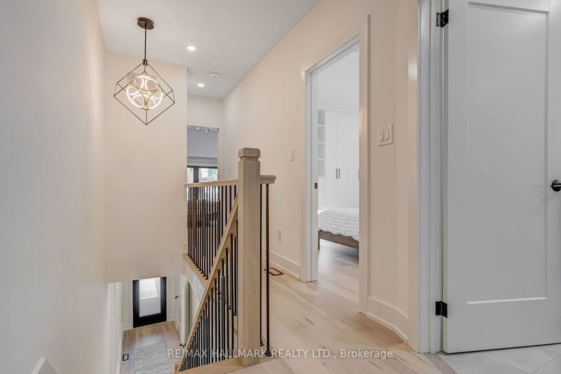 88 Greenwood Ave  Toronto, M4L 2P6 | Image 20