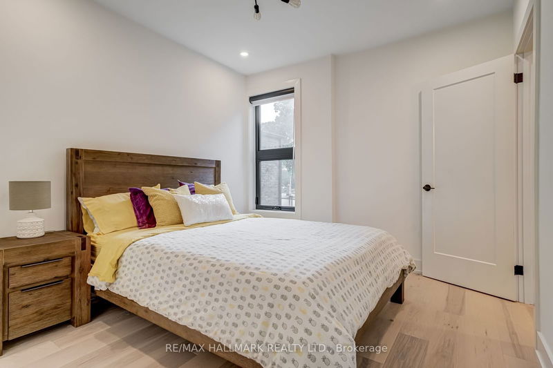 88 Greenwood Ave  Toronto, M4L 2P6 | Image 27