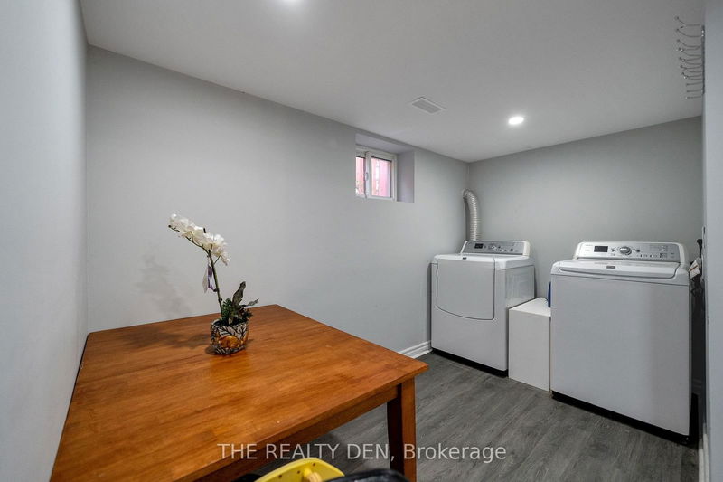 532 Montrave Ave  Oshawa, L1J 4S9 | Image 21