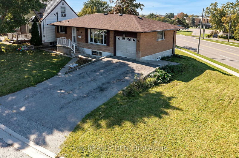 532 Montrave Ave  Oshawa, L1J 4S9 | Image 3