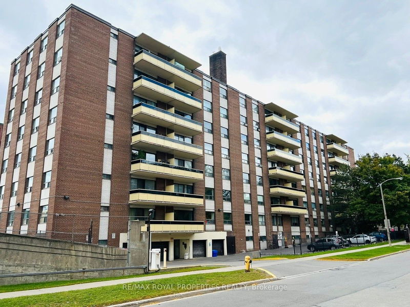home for lease on 109-921 Midland Avenue