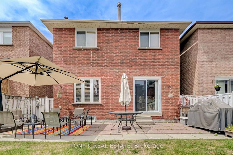 9 Ponymeadow Terr  Toronto, M1C 4H7 | Image 13