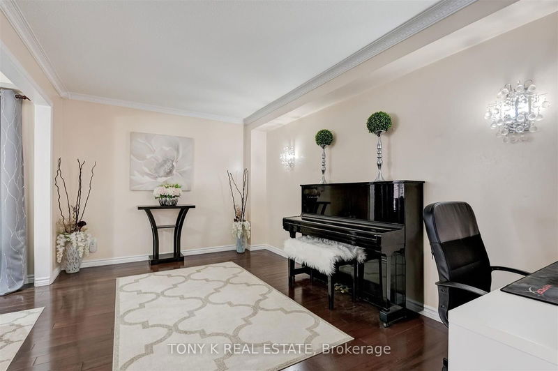 9 Ponymeadow Terr  Toronto, M1C 4H7 | Image 2