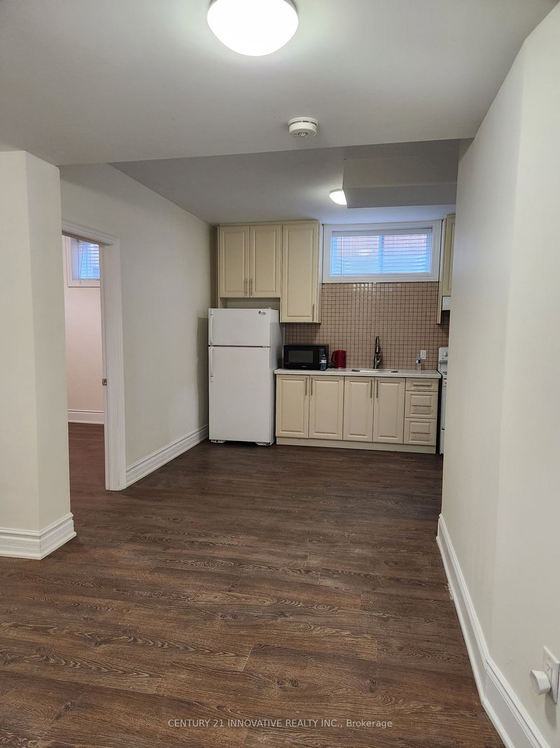 33 Scarborough Golf Club Rd, Toronto, M1M 3C6 | Image 2