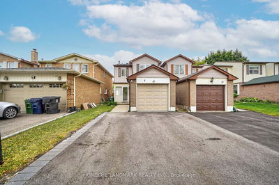 8 Whistling Hills Dr  Toronto, M1V 2B5 | Image 1