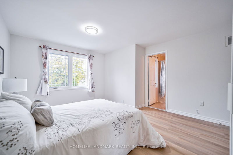 8 Whistling Hills Dr  Toronto, M1V 2B5 | Image 19