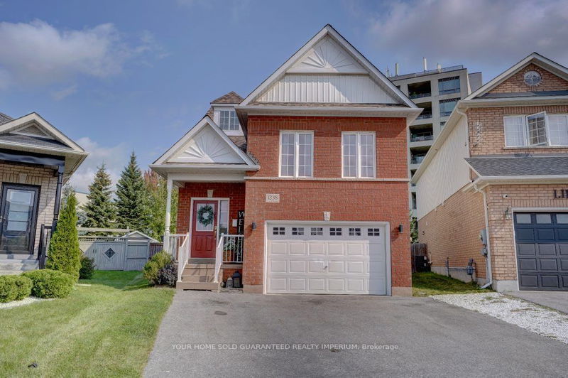 1238 Macinally Crt  Oshawa, L1K 0B6 | Image 1