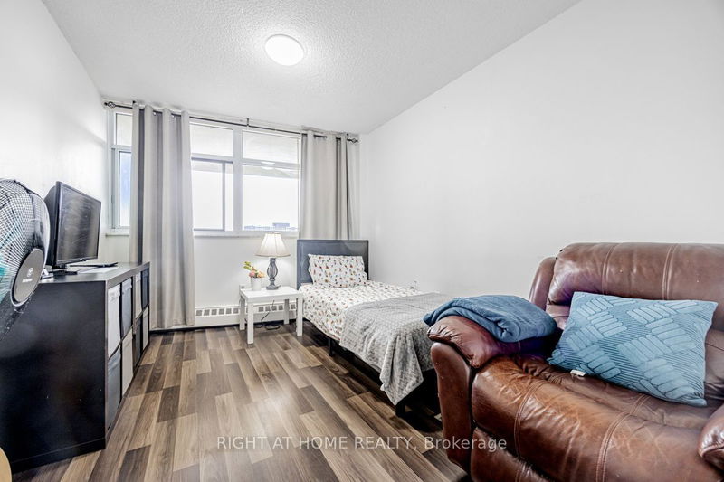  911 - 2050 Bridletowne Circ  Toronto, M1W 2V5 | Image 22