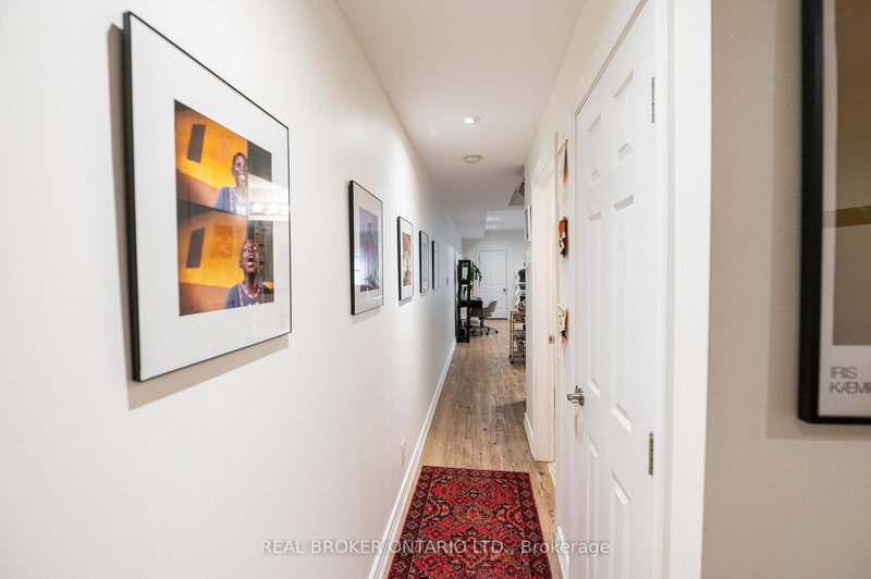 7 - 85 Beech Ave, Toronto, M4E 3H5 | Image 2