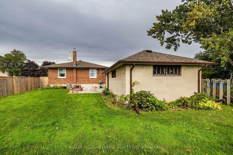 329 Malaga Rd  Oshawa, L1J 1N6 | Image 27