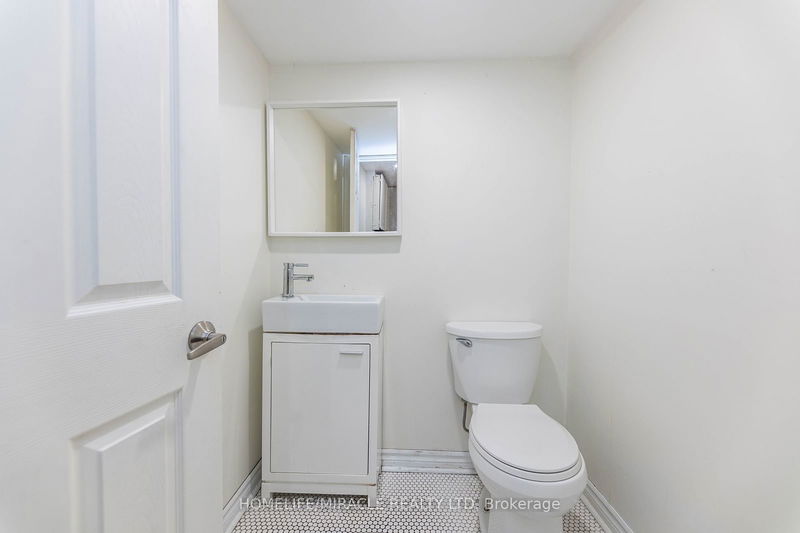 1 Lowell Ave  Toronto, M1M 3M7 | Image 19