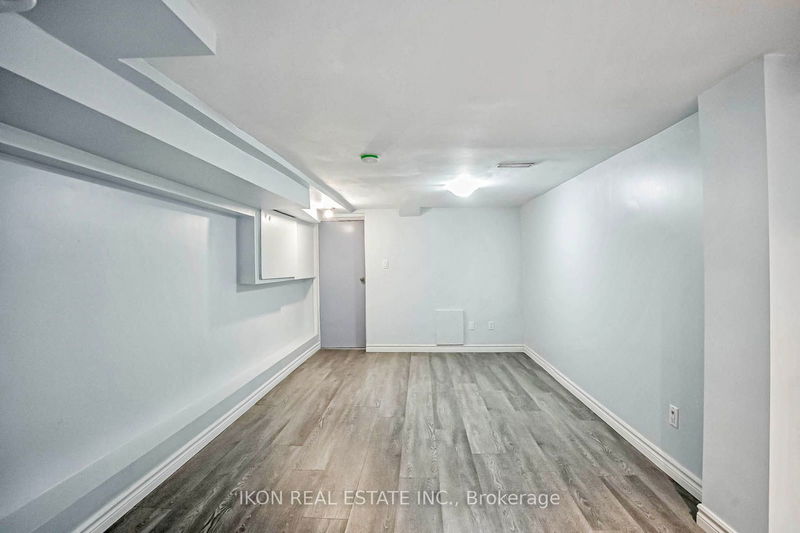 80 Curzon St  Toronto, M4M 3B4 | Image 29